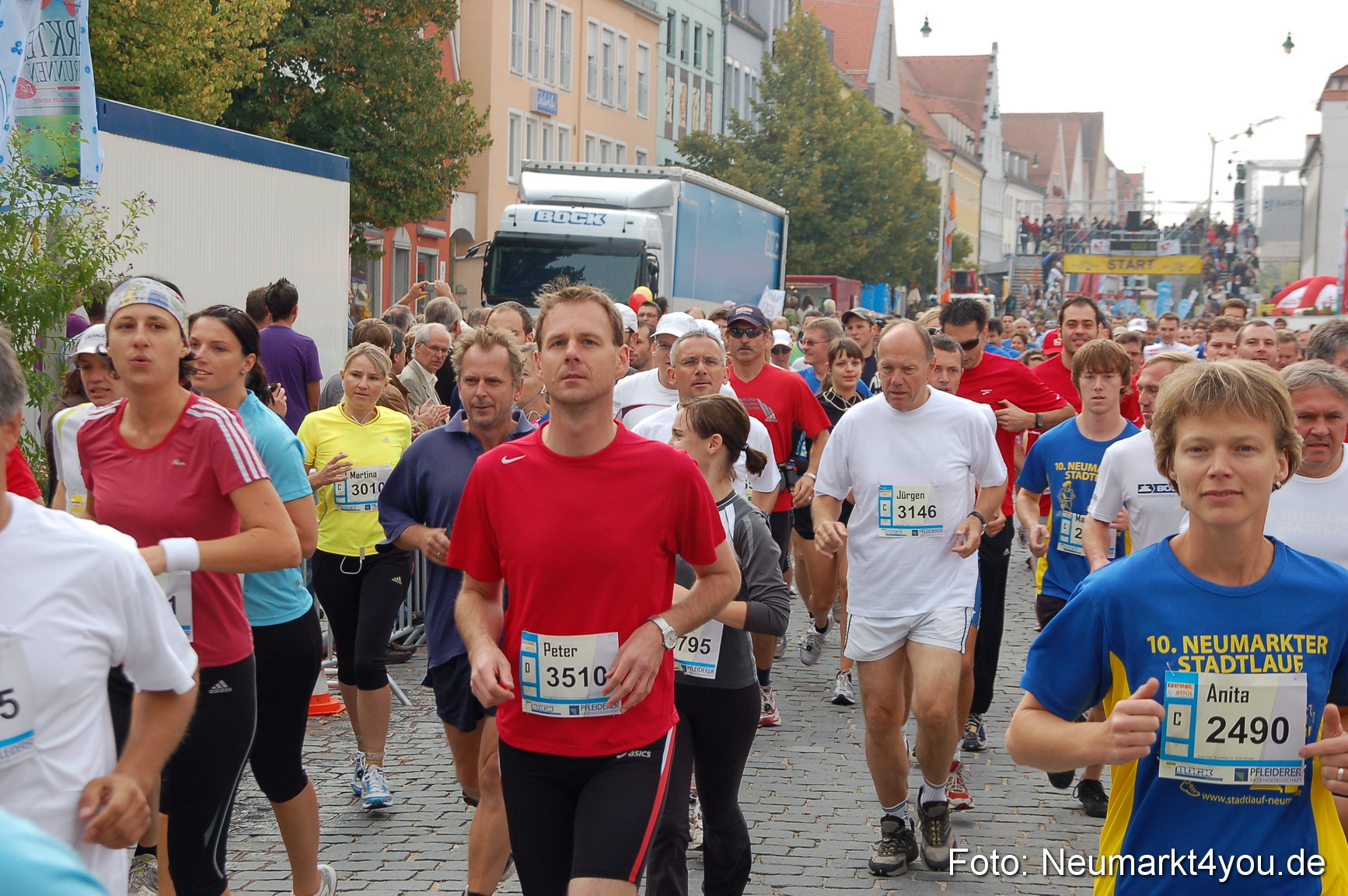 0040 Stadtlauf Neumarkt Unterer Markt 200909